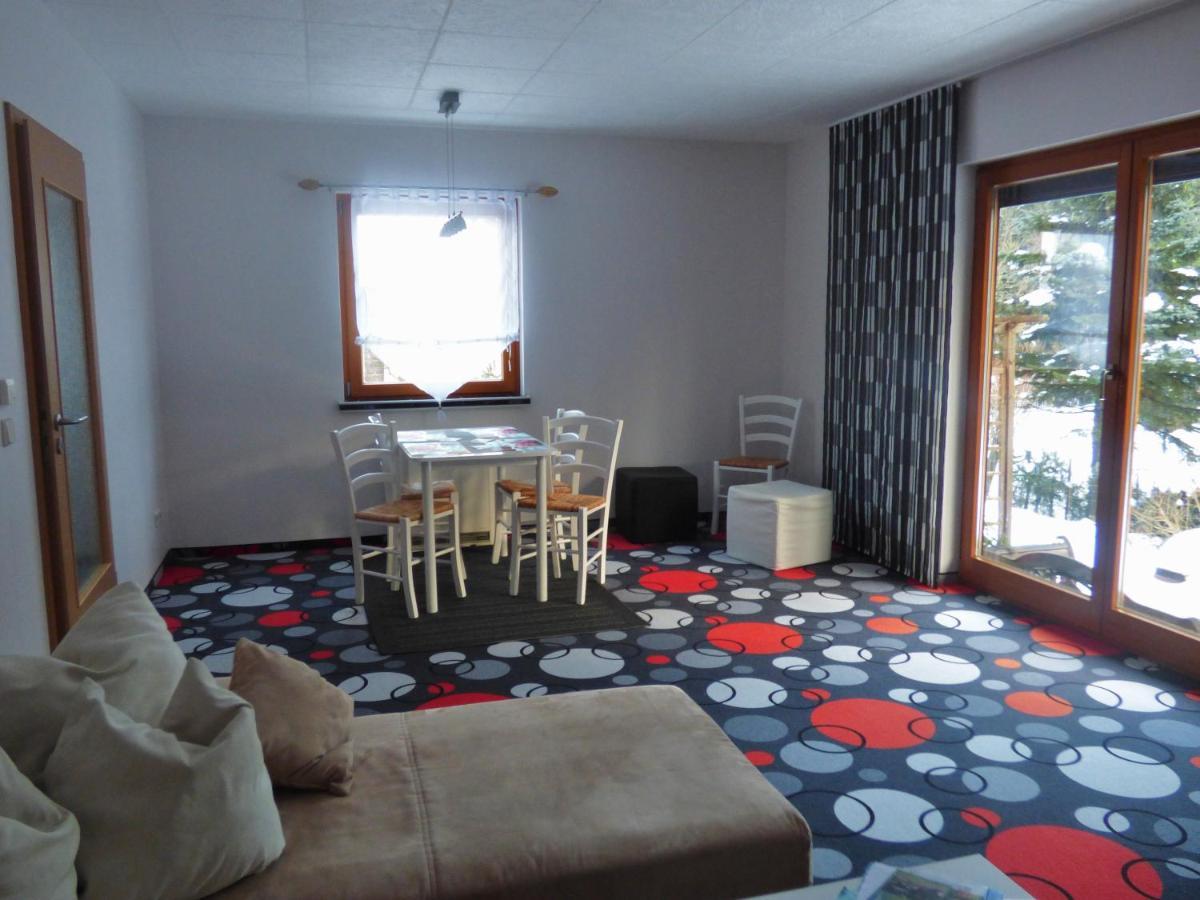 Appartement Adrett à Hermsdorf  Extérieur photo